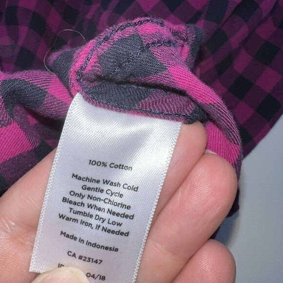 Talbots Fuchsia and Black Plaid Long Sleeve Button-up Shirt Size 2X - Picture 3 of 3